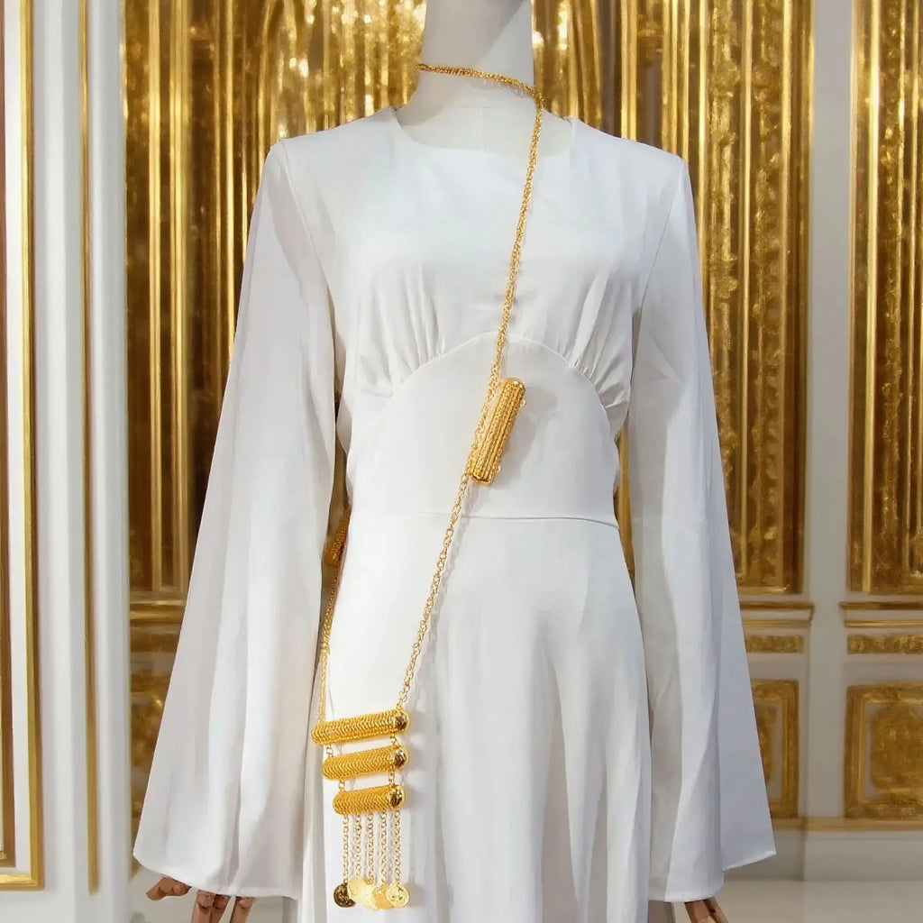 English (shortened)
Kurdish Women Gold-Plated Shoulder Chain Jewelry
Kurdish (Kurmanji)
Zîncîra Milê Jinên Kurd bi Zêr Pêlkirî
Kurdish (Sorani)
زنجیرەی شانی ژنانی کورد بە زێڕ پڵێکراو